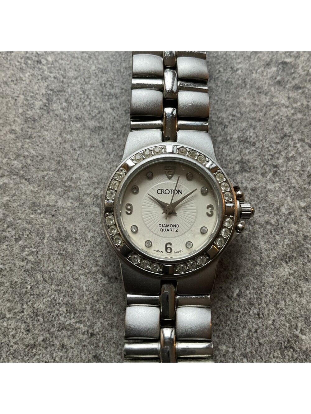 Croton Womens Watch 24mm Silver Tone Case & Band Diamond Accent Dial Bin B
